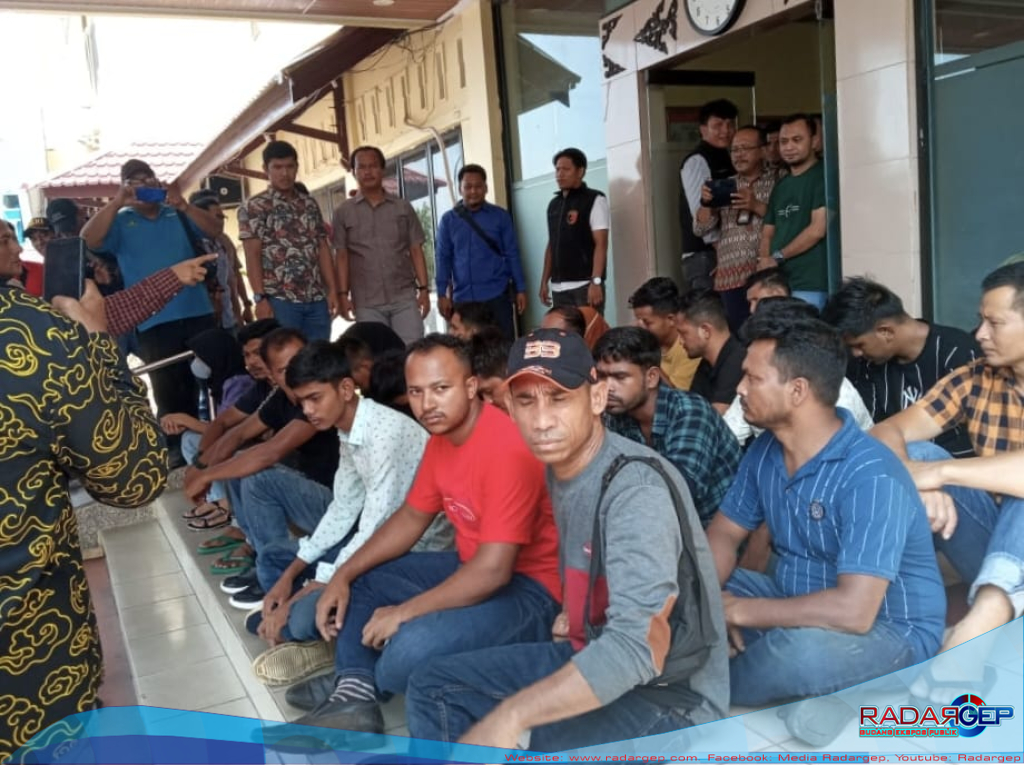 Team Gabungan Satreskrim Polres Bengkalis Berhasil Tangkap 30 Orang TPPO di Pinggiran Laut Desa Sepahat